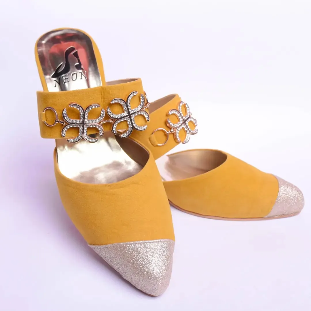 Clasp Velvet Sandles Green
