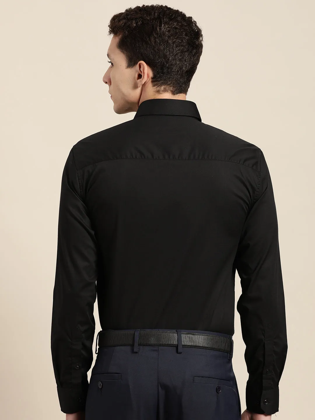 Men Black Solid Pure Cotton Slim Fit Formal Shirts