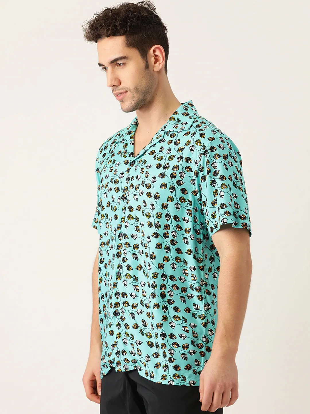 Men Blue Prints Pure Cotton Relaxed Fit Casual Resort Shirt