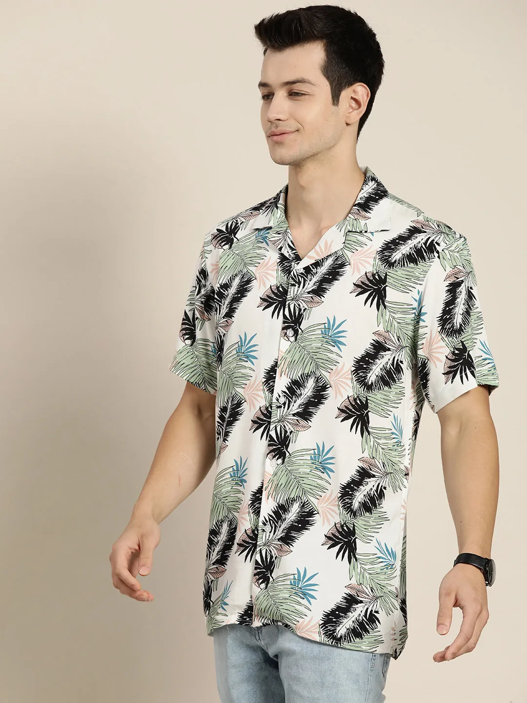 Men White & Green Prints Viscose Rayon Relaxed Fit Casual Resort shirt