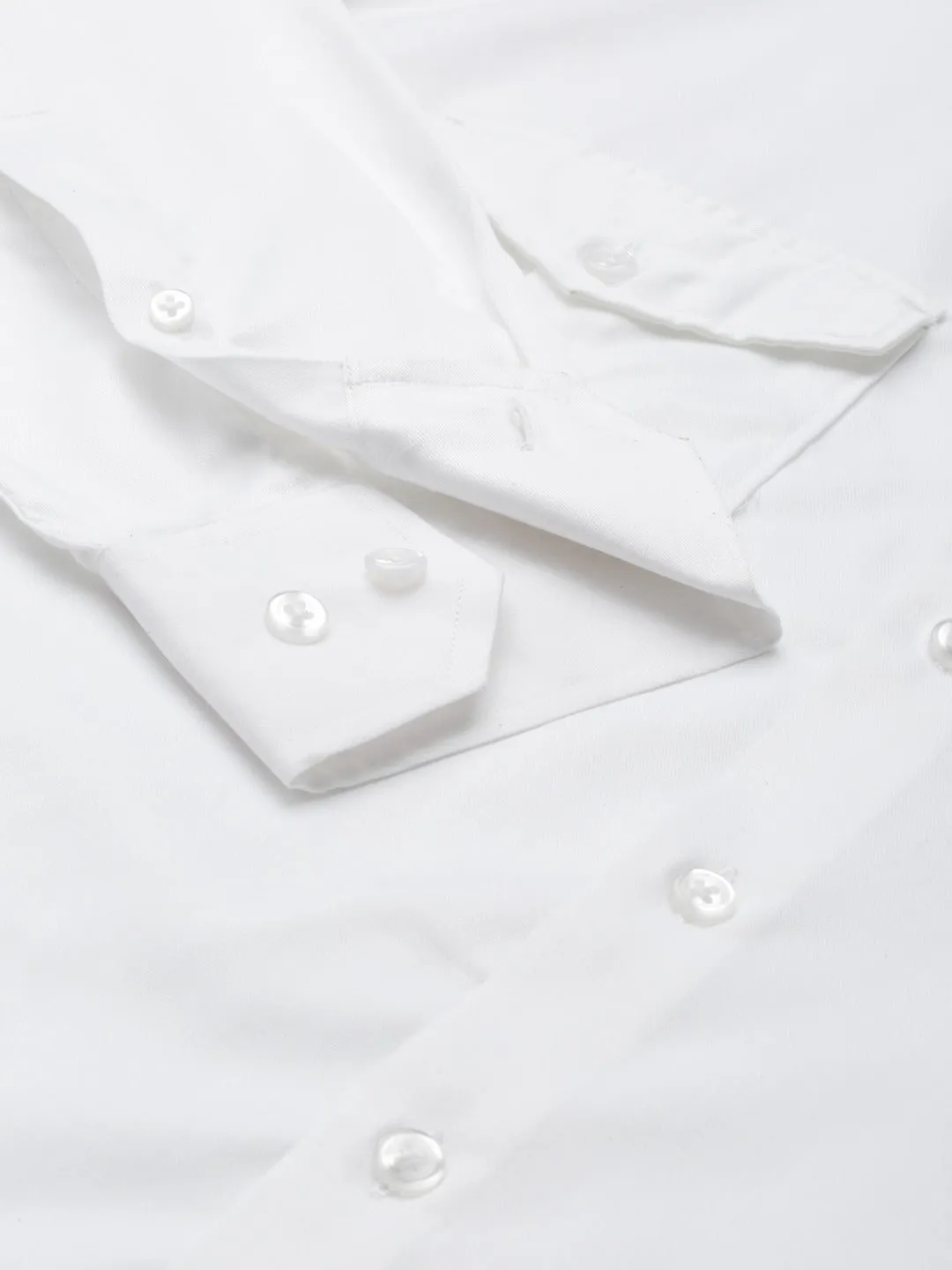 Men White Solid Double Pocket Double Flap Pure Cotton Slim Fit Formal Shirt