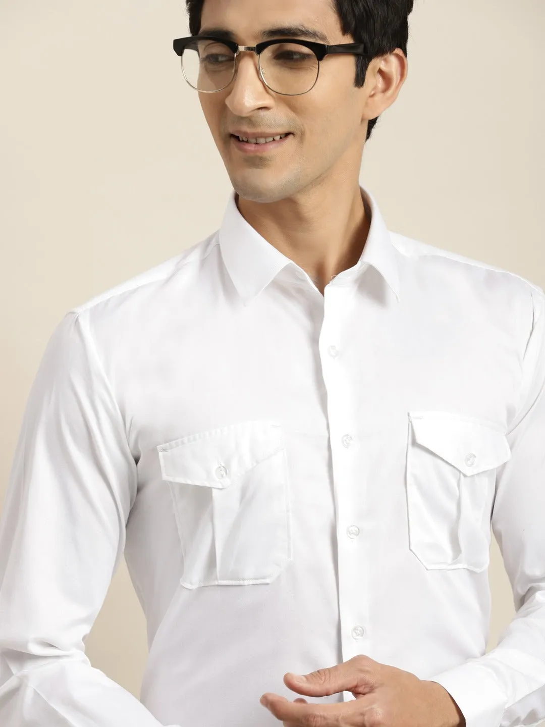 Men White Solid Double Pocket Double Flap Pure Cotton Slim Fit Formal Shirt