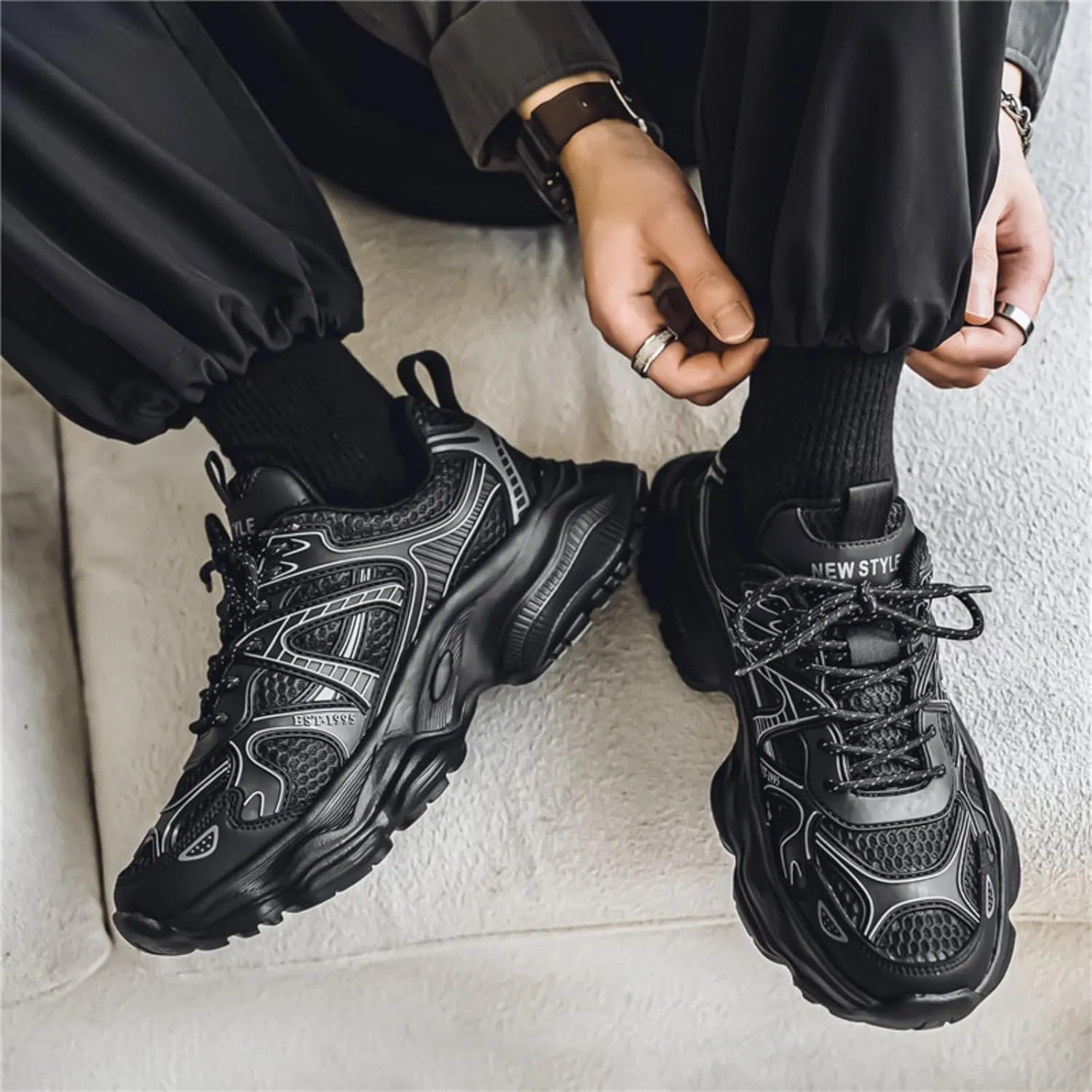Men's Fashion Breathable Chunky Platform Lace-Up Sneakers Retro Non Slip Workout Sport Dad Shoes for Tennis Walking Driving Daily