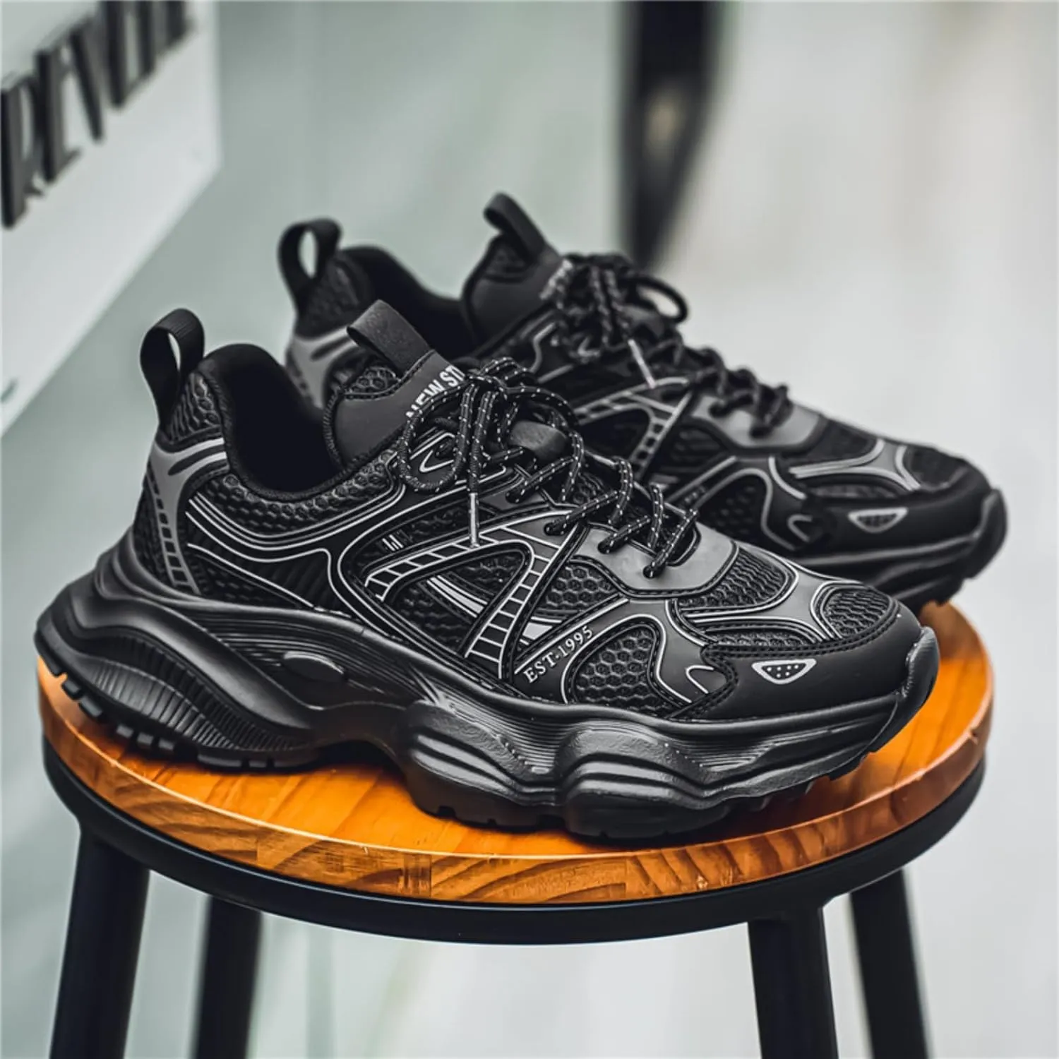 Men's Fashion Breathable Chunky Platform Lace-Up Sneakers Retro Non Slip Workout Sport Dad Shoes for Tennis Walking Driving Daily