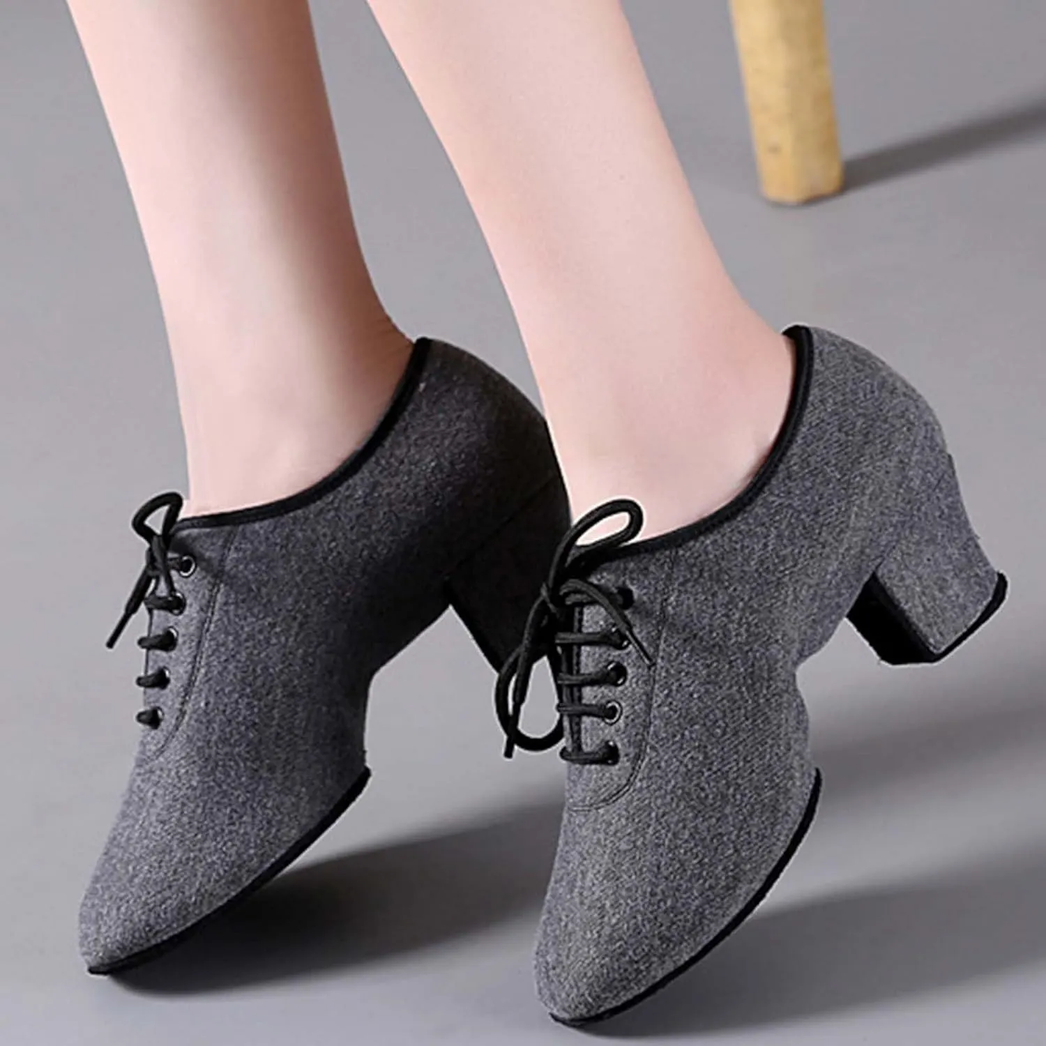 ONAIC Women's Lace-Up Latin Dance Shoes Lace-Up Ballroom Modern Trainers Practice Performance Dancing Shoes