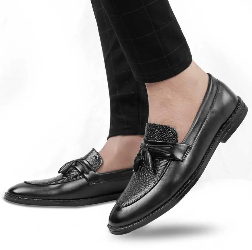 Stylish Tassel Moccasins