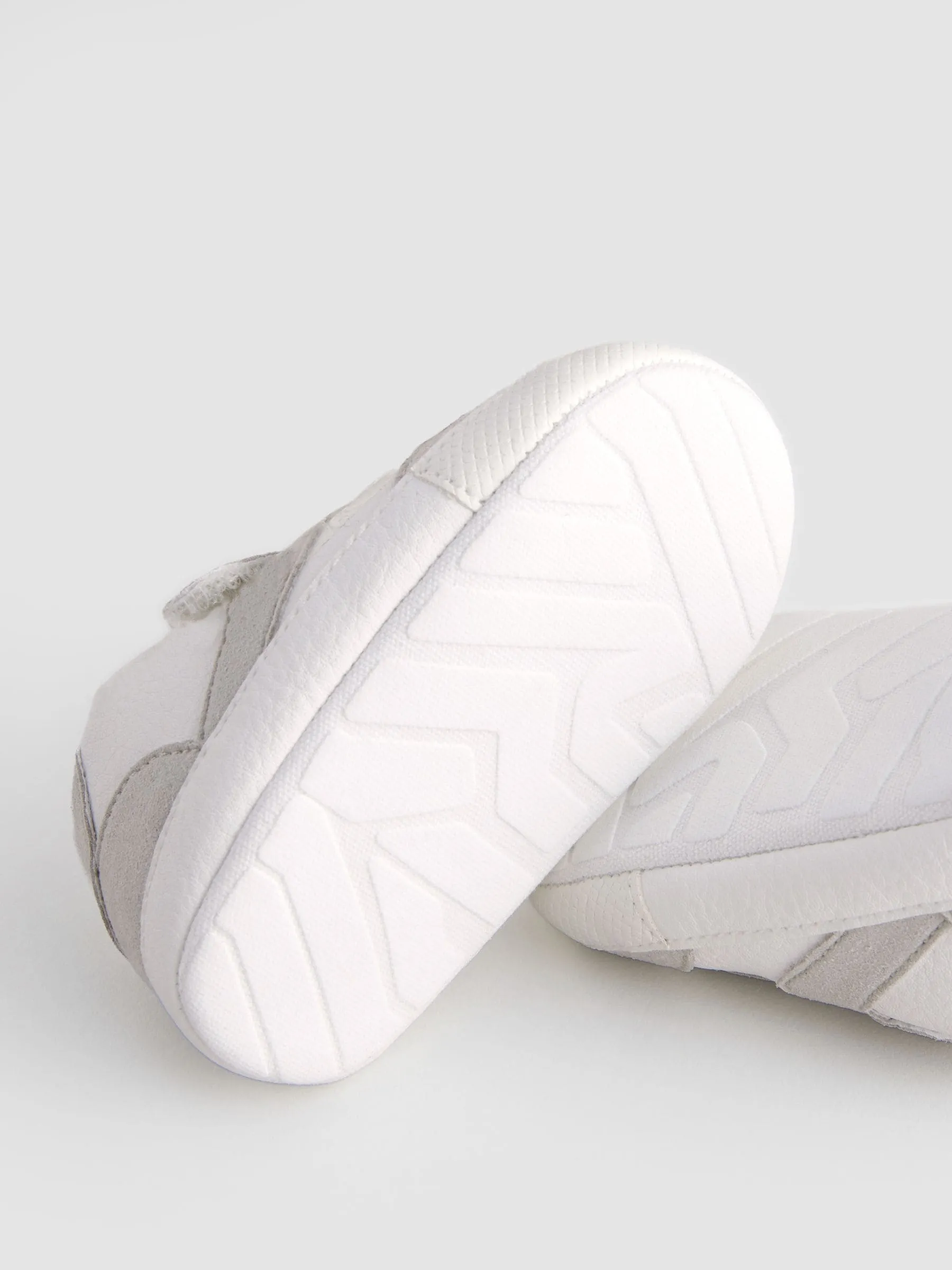 White/Grey Baby Touch Fastening Elastic Lace Chevron Trainers (0-24mths)